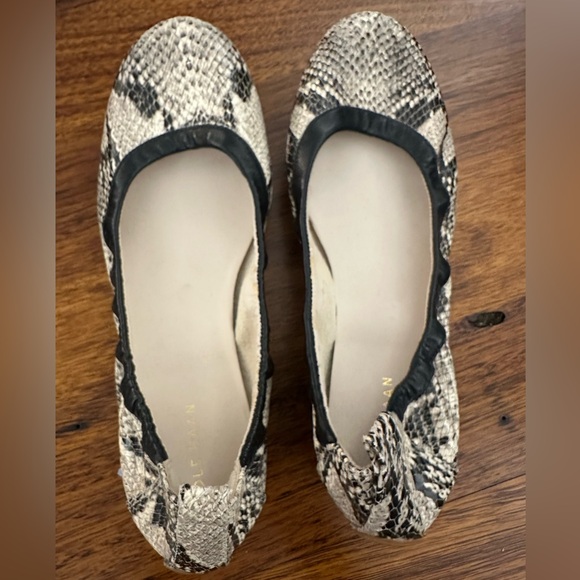 Cole Haan Ballet Flats - snake print beige & black. Size 7 - Picture 1 of 6